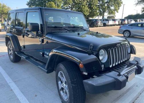 2016 Jeep Wrangler Unlimited Sahara