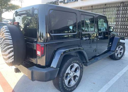 2016 Jeep Wrangler Unlimited Sahara