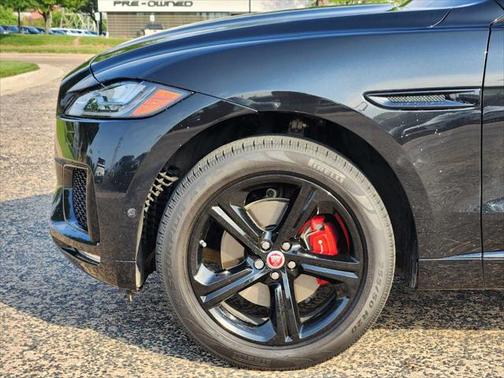 2018 Jaguar F-PACE S