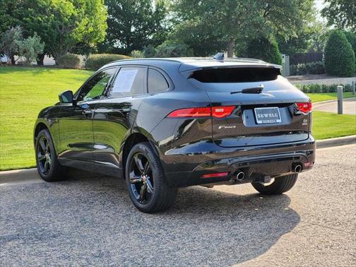 2018 Jaguar F-PACE S