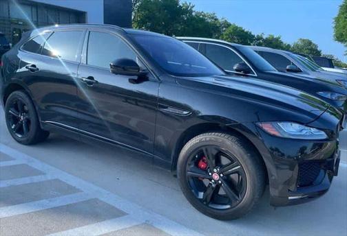 2018 Jaguar F-PACE S