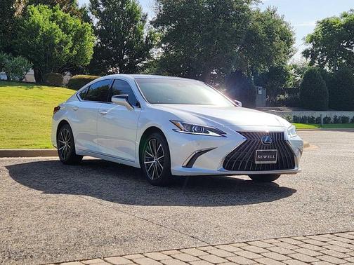 2024 Lexus ES 350 Base