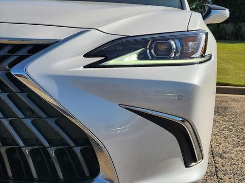 2024 Lexus ES 350 Base