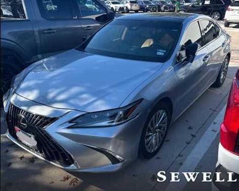 2022 Lexus ES 350 Ultra Luxury