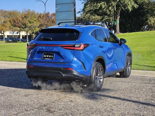 2025 Lexus NX 350h Premium