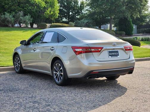 2018 Toyota Avalon XLE Premium