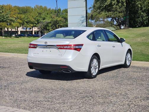 2015 Toyota Avalon XLE