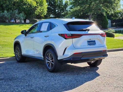 2024 Lexus NX 250 Premium