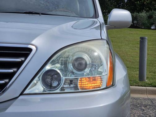 Silver Pine Metallic 2004 Lexus GX 470 4dr SUV 4WD