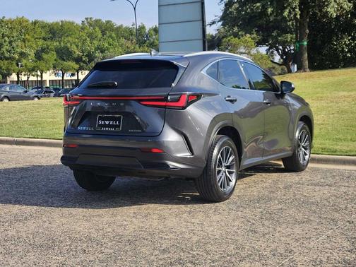 2025 Lexus NX 250 Premium