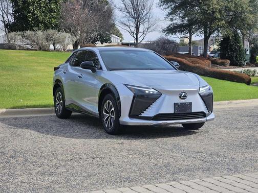 2024 Lexus RZ 300e Premium