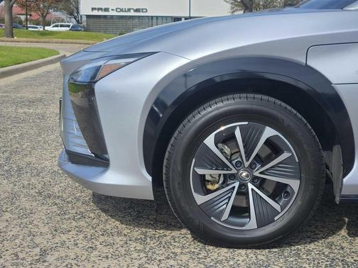 2024 Lexus RZ 300e Premium