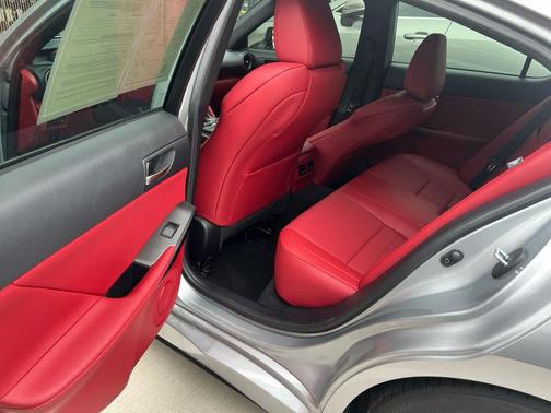 iridium 2025 Lexus IS 350 Base