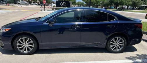 2017 Lexus ES 300h Base