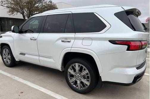 2024 Toyota Sequoia Capstone