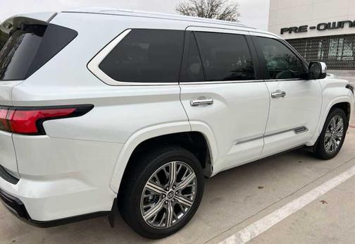 2024 Toyota Sequoia Capstone
