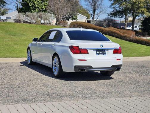 2015 BMW 750 Li