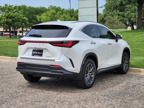 2023 Lexus NX 250 Base