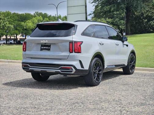 2022 Kia Sorento SX