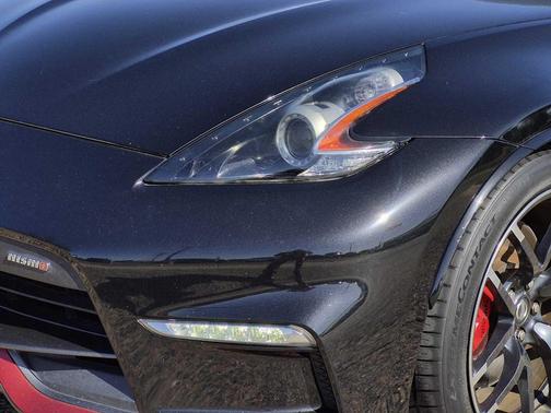 2020 Nissan 370Z NISMO