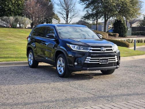 2018 Toyota Highlander Limited
