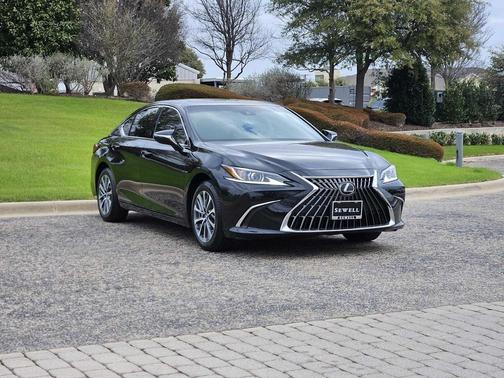 2023 Lexus ES 350 Base