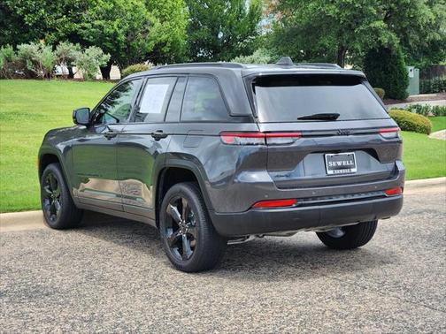 2024 Jeep Grand Cherokee Altitude