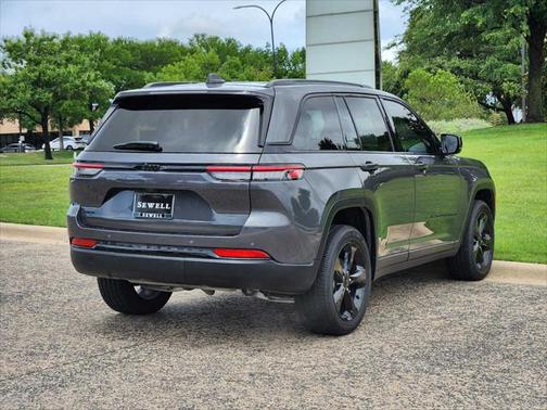 2024 Jeep Grand Cherokee Altitude