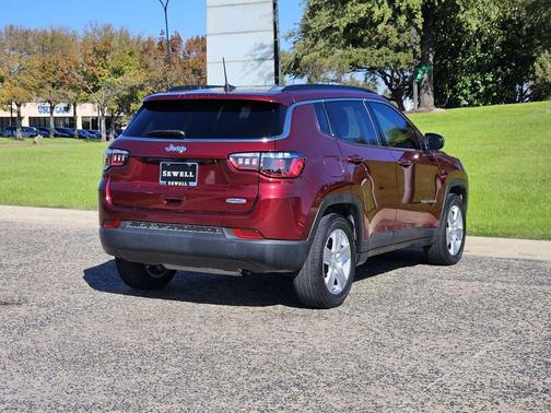 2022 Jeep Compass Latitude