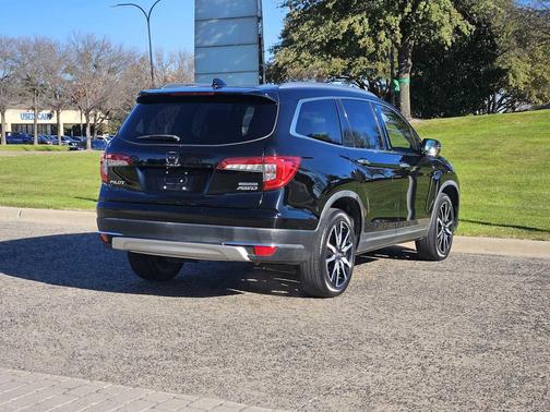 2019 Honda Pilot Touring 8-Passenger
