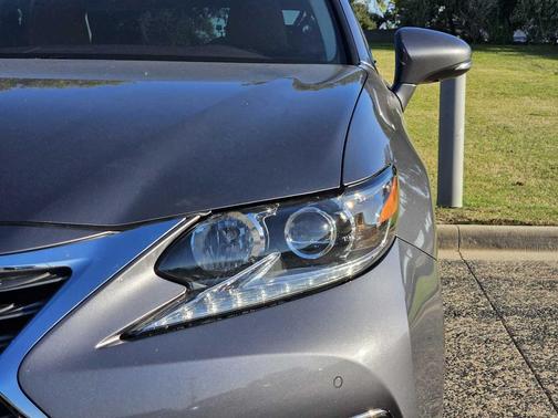 2016 Lexus ES 350 Base