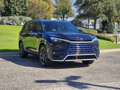 2024 Lexus TX 500h F SPORT Premium