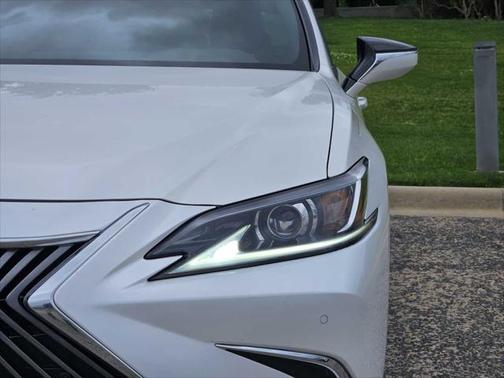 2020 Lexus ES 350 Base