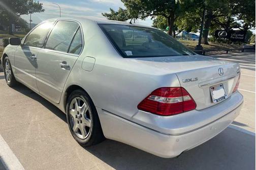2005 Lexus LS 430 Base