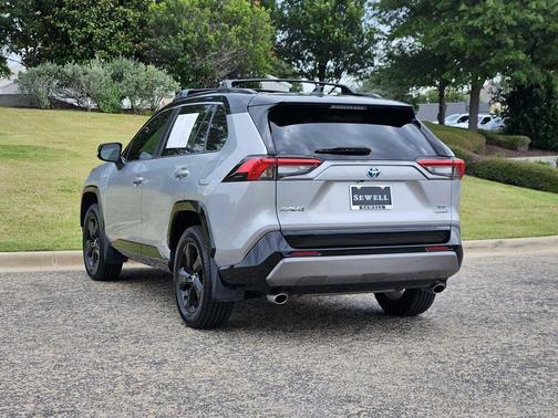 Silver Sky Metallic w/Midnight Black Roof 2020 Toyota RAV4 Hybrid SE