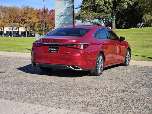 2019 Lexus ES 350 Luxury