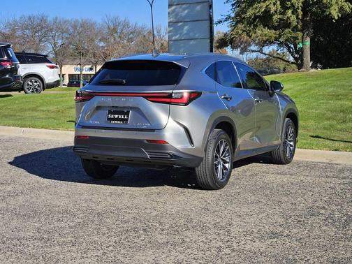 2024 Lexus NX 350h Luxury
