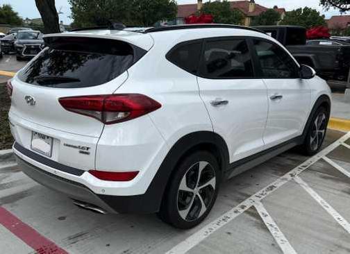 Winter White 2017 Hyundai TUCSON Limited