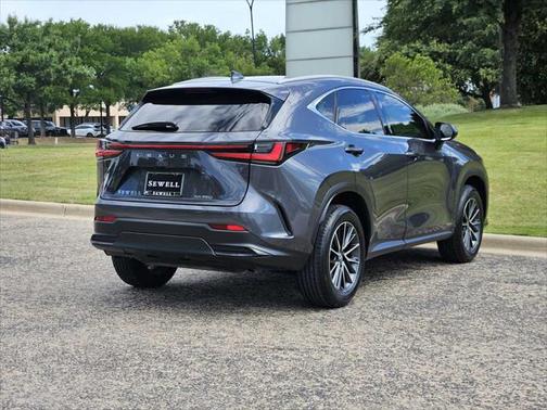 2025 Lexus NX 250 Premium