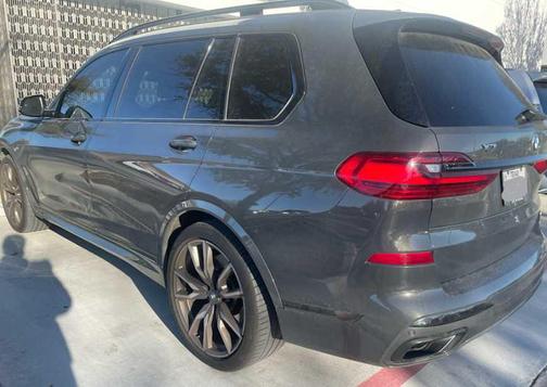 2021 BMW X7 M50i
