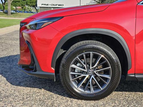 2025 Lexus NX 250 Base