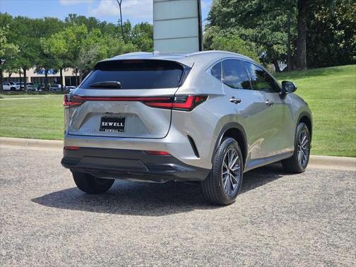 2024 Lexus NX 250 Premium
