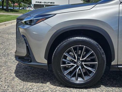 2024 Lexus NX 250 Premium