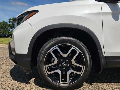 2023 Honda Passport AWD Elite
