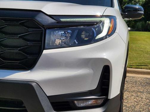 2023 Honda Passport AWD Elite