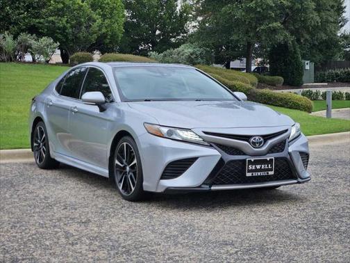 2019 Toyota Camry XSE