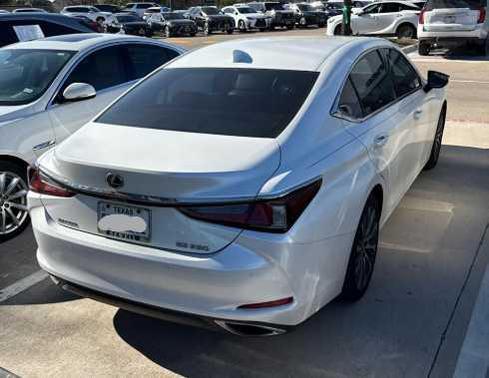 2020 Lexus ES 350 Base