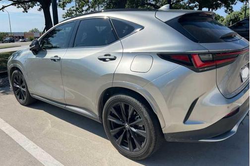 2024 Lexus NX 450h+ F SPORT Handling