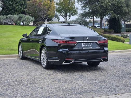2024 Lexus LS 500 Base