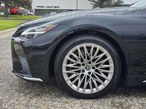 2024 Lexus LS 500 Base